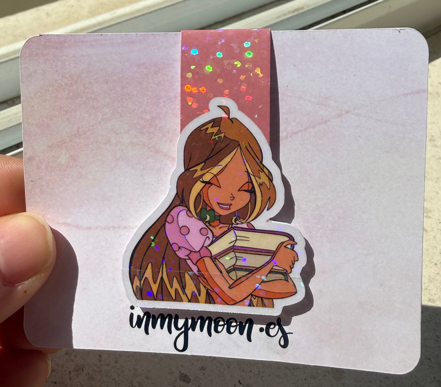 ✨ Marcapáginas magnético Flora “Winx vibes” – Inspirado en hadas